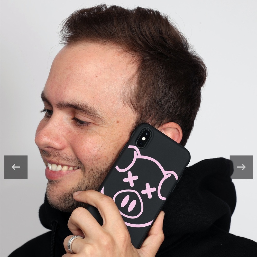Shane Dawson pig logo iPhone XS Max